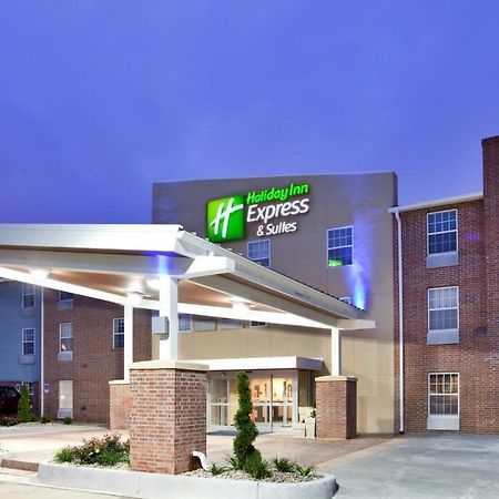 Holiday Inn Express Hotel & Suites North Kansas City By Ihg Екстер'єр фото
