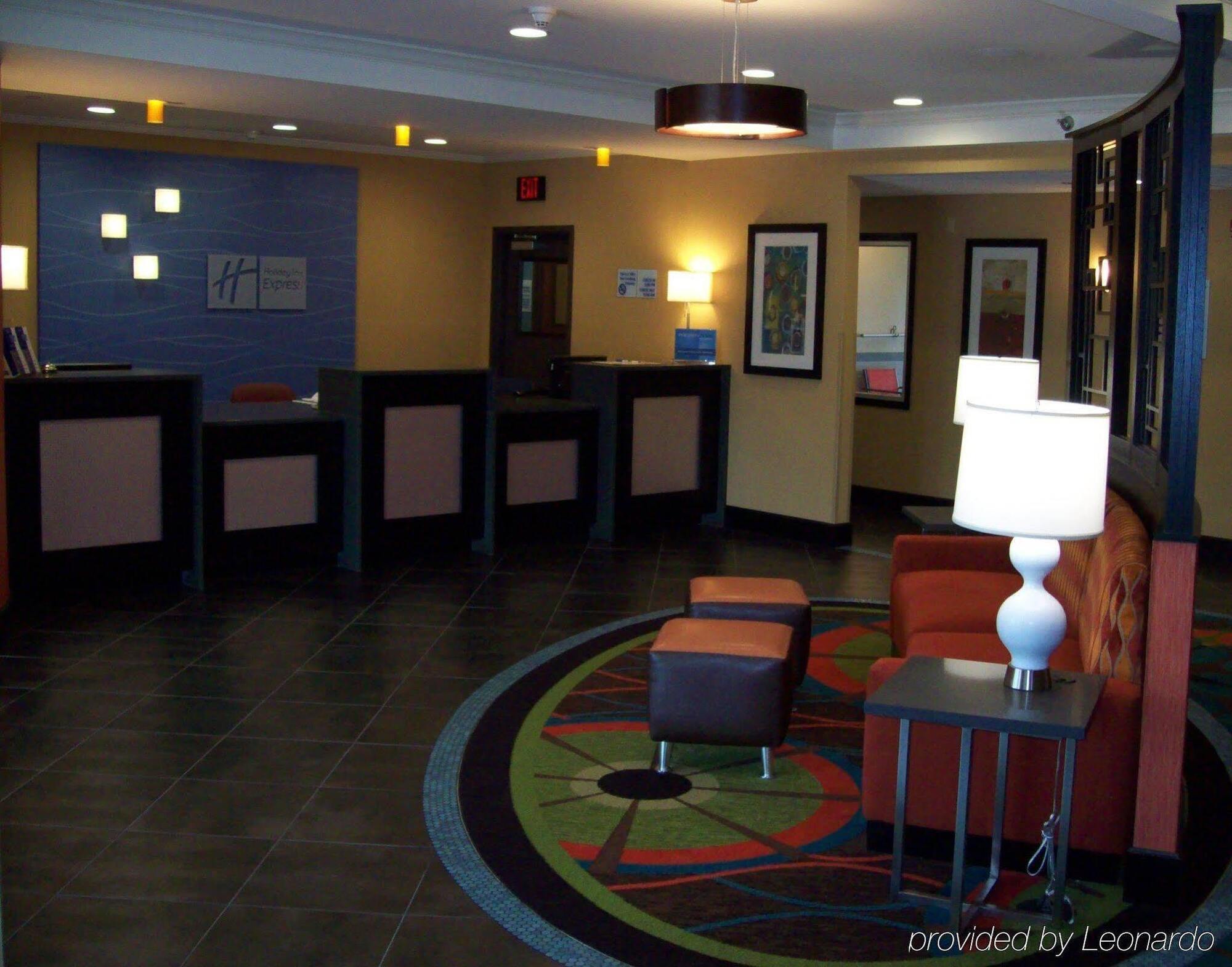 Holiday Inn Express Hotel & Suites North Kansas City By Ihg Екстер'єр фото