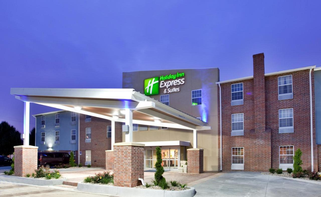 Holiday Inn Express Hotel & Suites North Kansas City By Ihg Екстер'єр фото