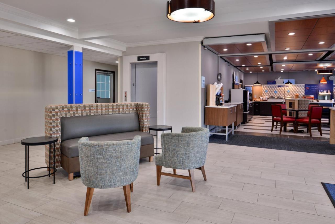 Holiday Inn Express Hotel & Suites North Kansas City By Ihg Екстер'єр фото