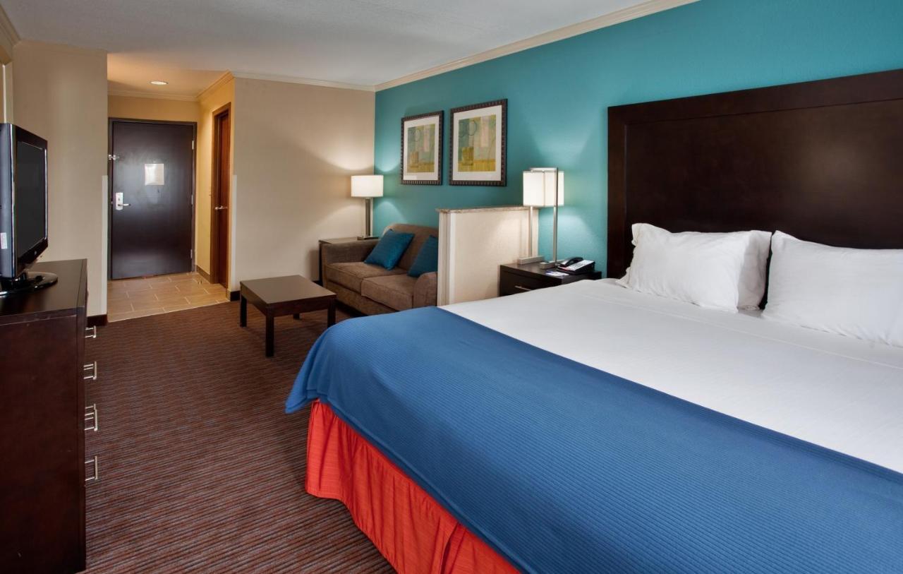 Holiday Inn Express Hotel & Suites North Kansas City By Ihg Екстер'єр фото
