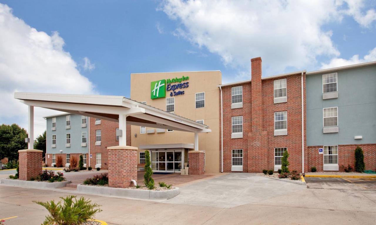 Holiday Inn Express Hotel & Suites North Kansas City By Ihg Екстер'єр фото