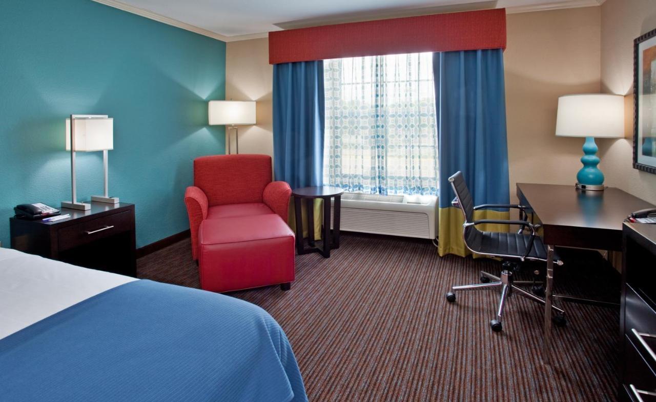 Holiday Inn Express Hotel & Suites North Kansas City By Ihg Екстер'єр фото
